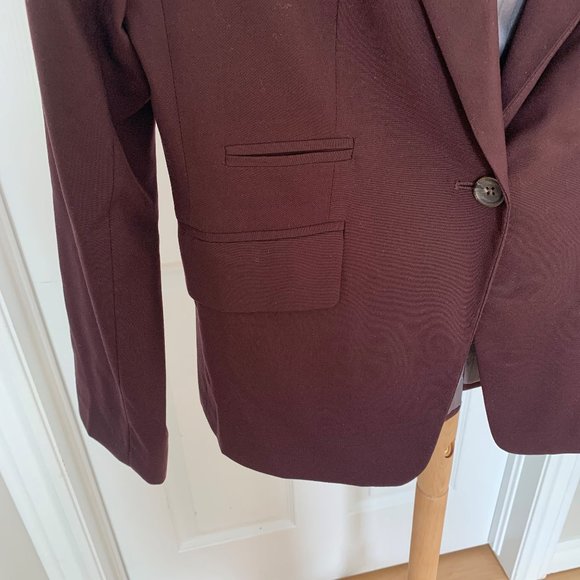 Blazer - Picture 3 of 4